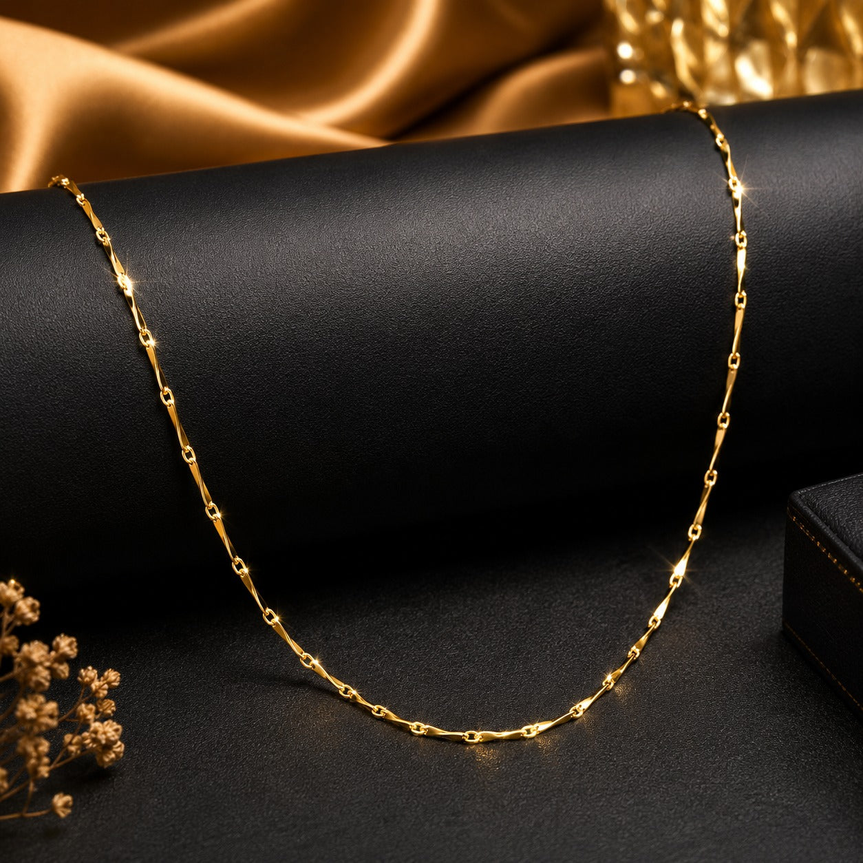 PREMIUM GOLD CHAIN NECKLACE